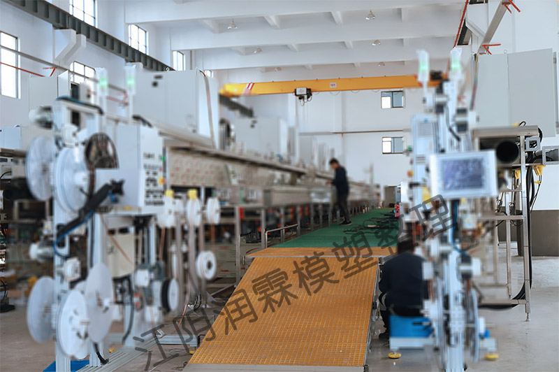 玻璃鋼格柵大型生產線